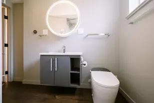 570 Steele St, Denver, CO 80206 - Photo 21