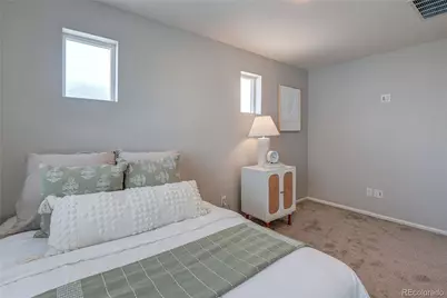 237 S Old Hammer, Aurora, CO 80018 - Photo 17