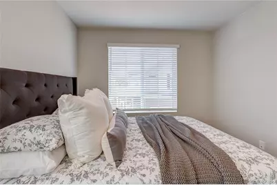 237 S Old Hammer, Aurora, CO 80018 - Photo 29