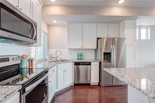 237 S Old Hammer, Aurora, CO 80018 - Photo 11
