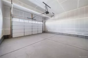 22302 E 38th Pl, Aurora, CO 80019 - Photo 41