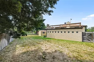 2398 Oakland St, Aurora, CO 80010 - Photo 35