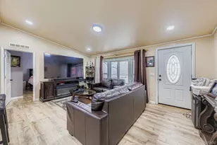 9400 Elm Ct, Denver, CO 80260 - Photo 3