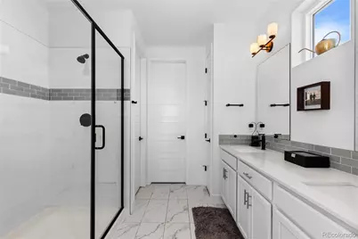 6058 N Perth Street, Aurora, CO 80019 - Photo 33