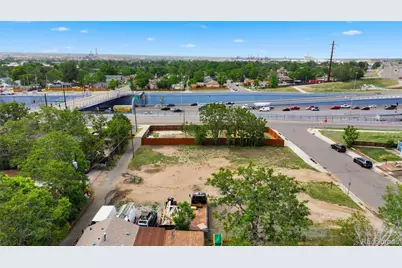 4525 Milwaukee Street, Denver, CO 80216 - Photo 9