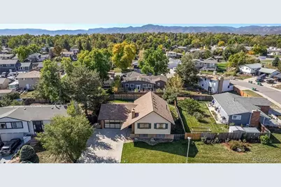 7056 W Rowland Avenue, Littleton, CO 80128 - Photo 37