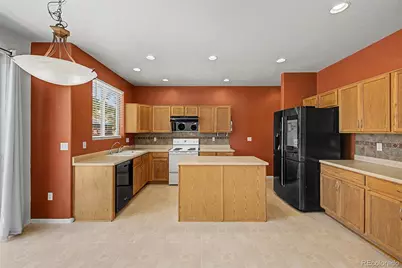 9885 E 112th Way, Commerce City, CO 80640 - Photo 5