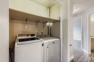 10061 W Victoria Pl, Littleton, CO 80127 - Photo 23