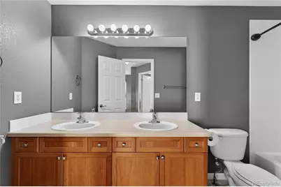 1340 S Duquesne Circle, Aurora, CO 80018 - Photo 29
