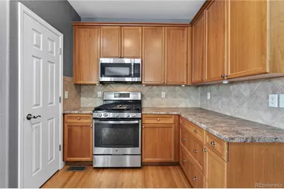 1340 S Duquesne Circle, Aurora, CO 80018 - Photo 9