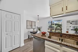 1811 S Quebec Way, Denver, CO 80231 - Photo 11