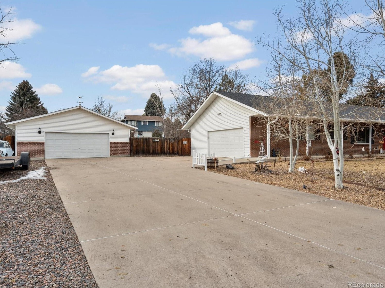 4644 Ponds Cir, Littleton CO  80123-6542 exterior