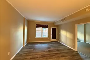 1975 N Grant St, Denver, CO 80203 - Photo 11