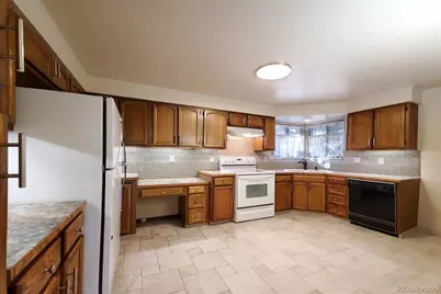 8542 W 10th Avenue, Lakewood, CO 80215 - Photo 5