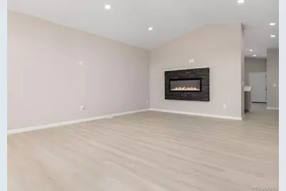 981 E Waverly Drive, Pueblo, CO 81007 - Photo 3