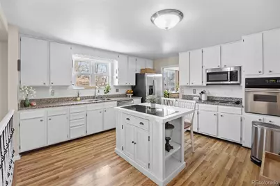 11895 E Louisiana Avenue, Aurora, CO 80012 - Photo 9