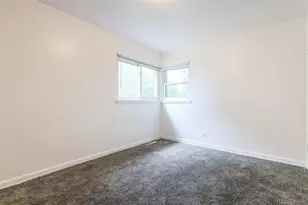 1616 Newark St, Aurora, CO 80010 - Photo 17