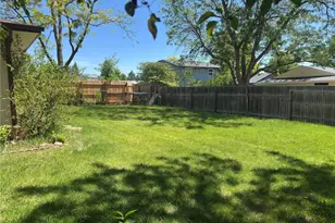 1224 Snowbank Ct, Longmont, CO 80504 - Photo 3