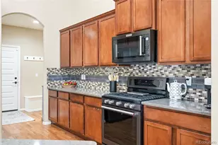 8325 Raspberry Dr, Frederick, CO 80504 - Photo 5
