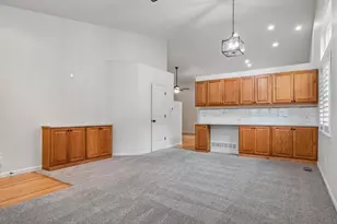 9669 Sydney Ln, Highlands Ranch, CO 80130 - Photo 5