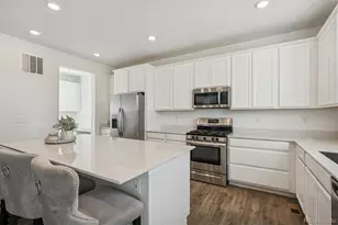 10203 Ursula Ct, Commerce City, CO 80022 - Photo 7