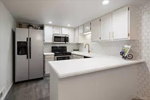 8438 Everett Way, Arvada, CO 80005 - Photo 9