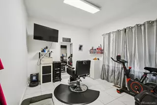 4144 S Liverpool Way, Aurora, CO 80013 - Photo 5