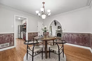 2300 Leyden St, Denver, CO 80207 - Photo 11