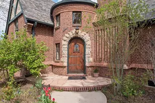 2300 Leyden St, Denver, CO 80207 - Photo 3