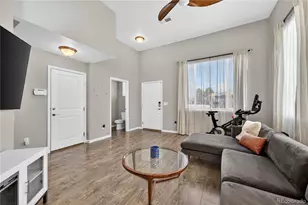 1750 Aspen Meadows Cir, Denver, CO 80260 - Photo 11