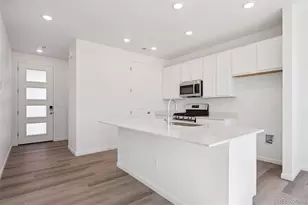 4121 N Haleyville St, Aurora, CO 80019 - Photo 5