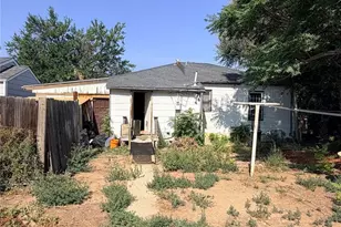 1732 Clinton St, Aurora, CO 80010 - Photo 9
