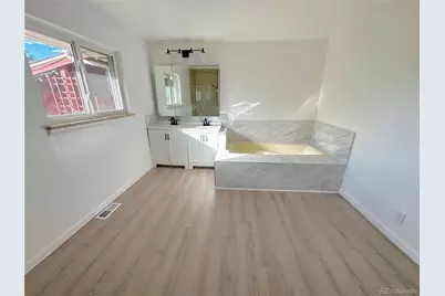 423 Empire Street, Aurora, CO 80010 - Photo 35