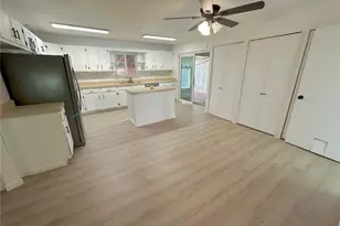 423 Empire St, Aurora, CO 80010 - Photo 5