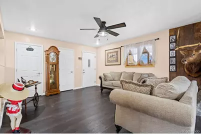 1118 Chester Court, Johnstown, CO 80534 - Photo 3