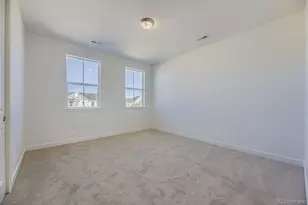 24564 E Kettle Ct, Aurora, CO 80016 - Photo 9