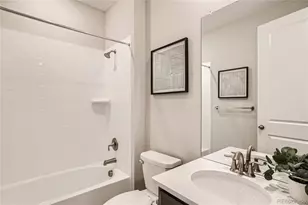 24564 E Kettle Ct, Aurora, CO 80016 - Photo 9