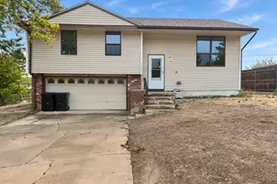 7732 Saulsbury St, Arvada, CO 80003 - Photo 1