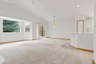 509 Radiant Dr, Loveland, CO 80538 - Photo 5