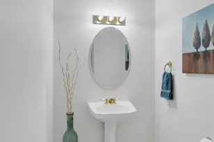 6102 E Yale Ave, Denver, CO 80222 - Photo 17