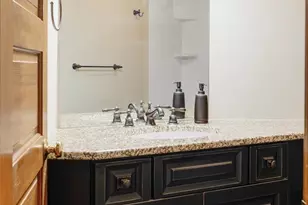 1275 N Franklin St, Denver, CO 80218 - Photo 37