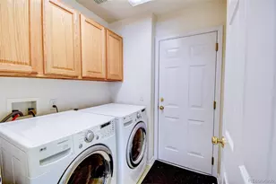 10580 Parkington Ln, Highlands Ranch, CO 80126 - Photo 9