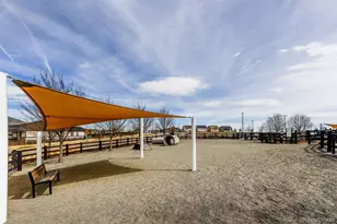 75 S Uriah St, Aurora, CO 80018 - Photo 27