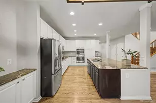 6934 S Fultondale Cir, Aurora, CO 80016 - Photo 9