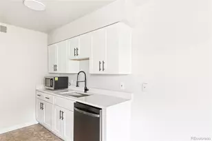 3141 S Tamarac Dr, Denver, CO 80231 - Photo 7