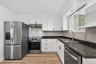 9030 Elm Ct, Denver, CO 80260 - Photo 13