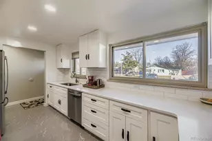 471 Iola St, Aurora, CO 80010 - Photo 21