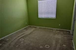 27646 E 10th Dr, Aurora, CO 80018 - Photo 5