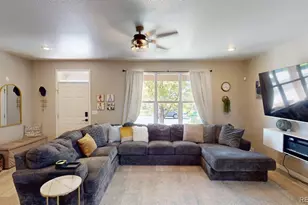 2372 Asoka St, Strasburg, CO 80136 - Photo 5