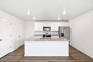 21247 E 65th Ave, Aurora, CO 80019 - Photo 5